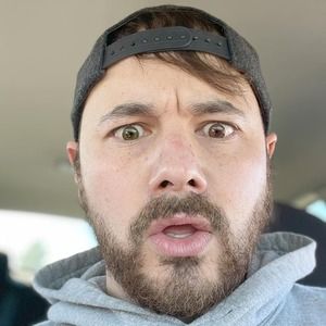 Meet your Posher, Dustin